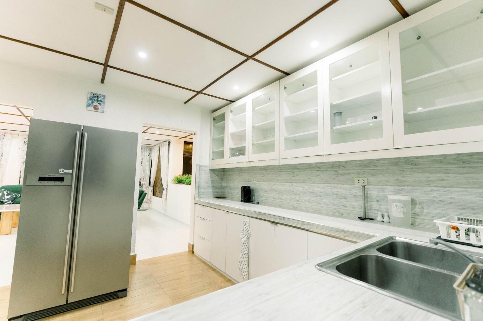 Luxury 4Br Apartment With Pool Behind Alona Beach Panglao Eksteriør billede