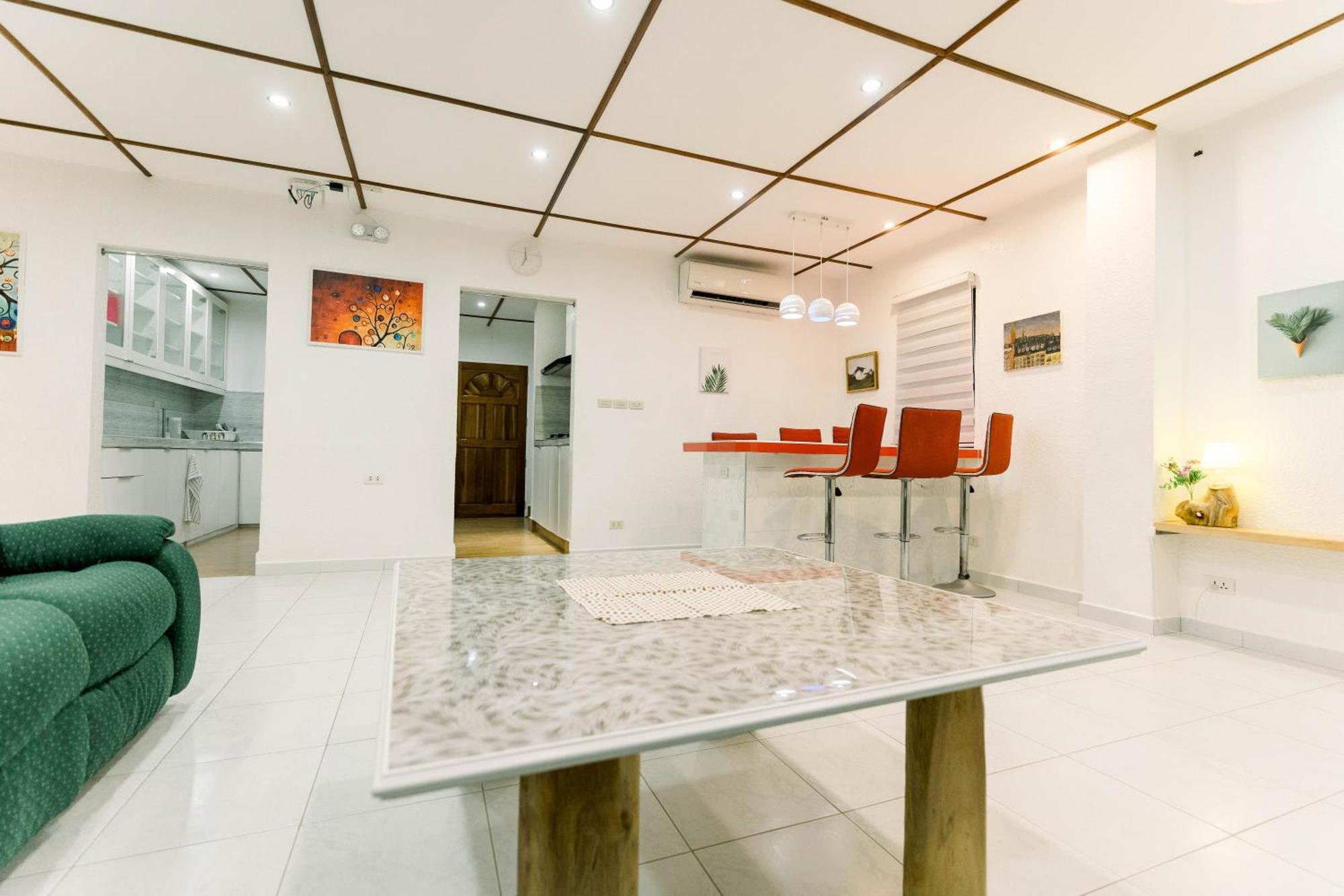 Luxury 4Br Apartment With Pool Behind Alona Beach Panglao Eksteriør billede